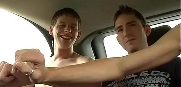  Amateur twinks picked up and they drive somewhere to bang
